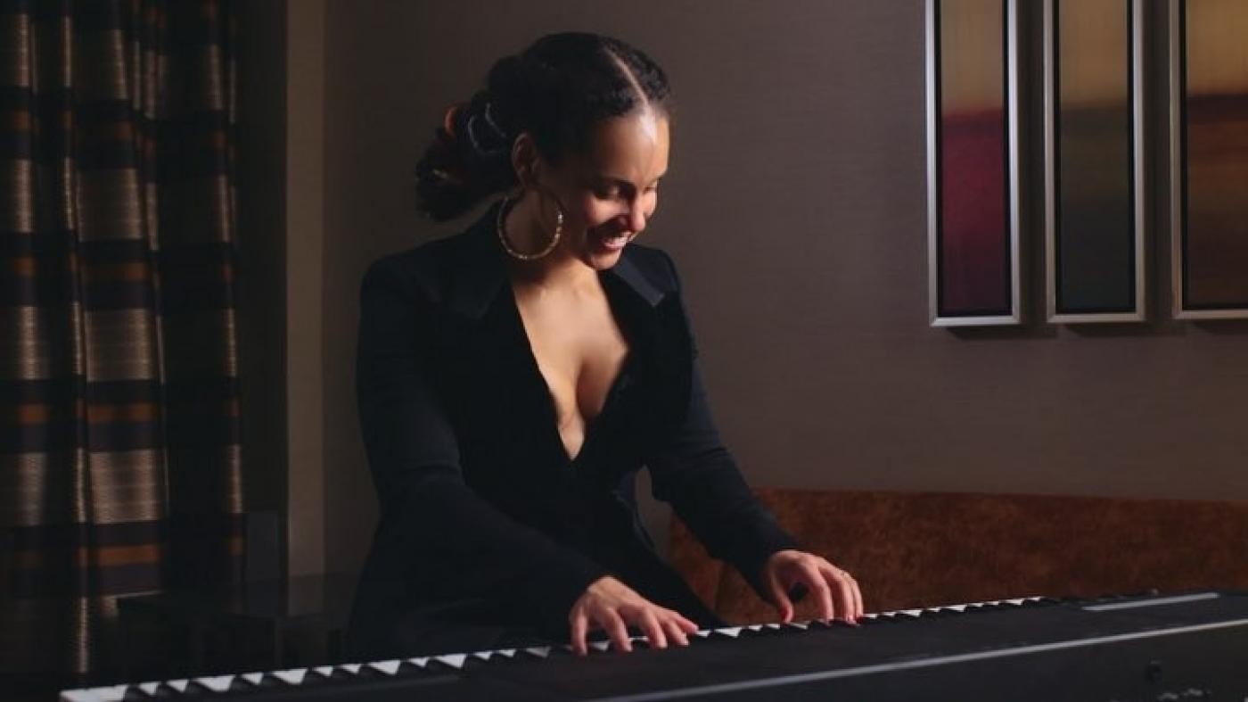 Grammy Awards 2019, Alicia Keys sarà la conduttrice: il video-annuncio