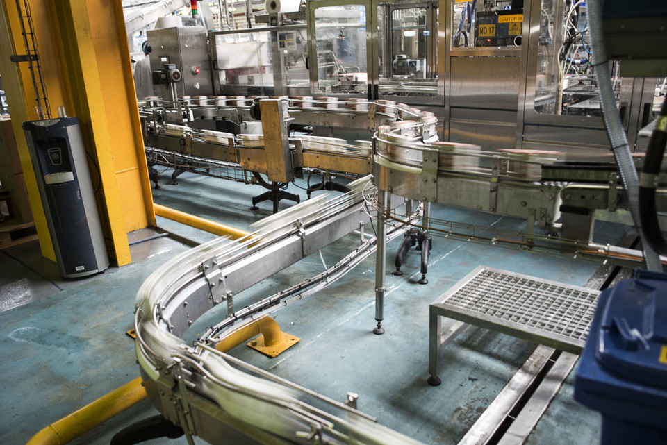 Industria, a novembre lieve aumento del fatturato, in calo gli ordinativi