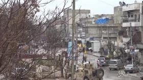 Siria, bomba in un ristorante a Manbij: le immagini delle esplosioni
