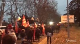 Castelnuovo di Porto, la protesta dei cittadini contro la chiusura del Cara