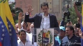 Venezuela, Guaidò si autoproclama presidente