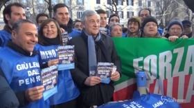 Forza Italia, Tajani: “Il Paese ha bisogno di una reazione”