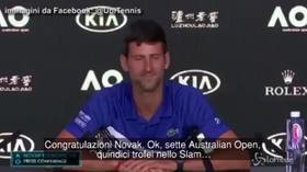 Il siparietto tra Djokovic e il giornalista italiano: “Sette Australian Open? Non male, vero?”