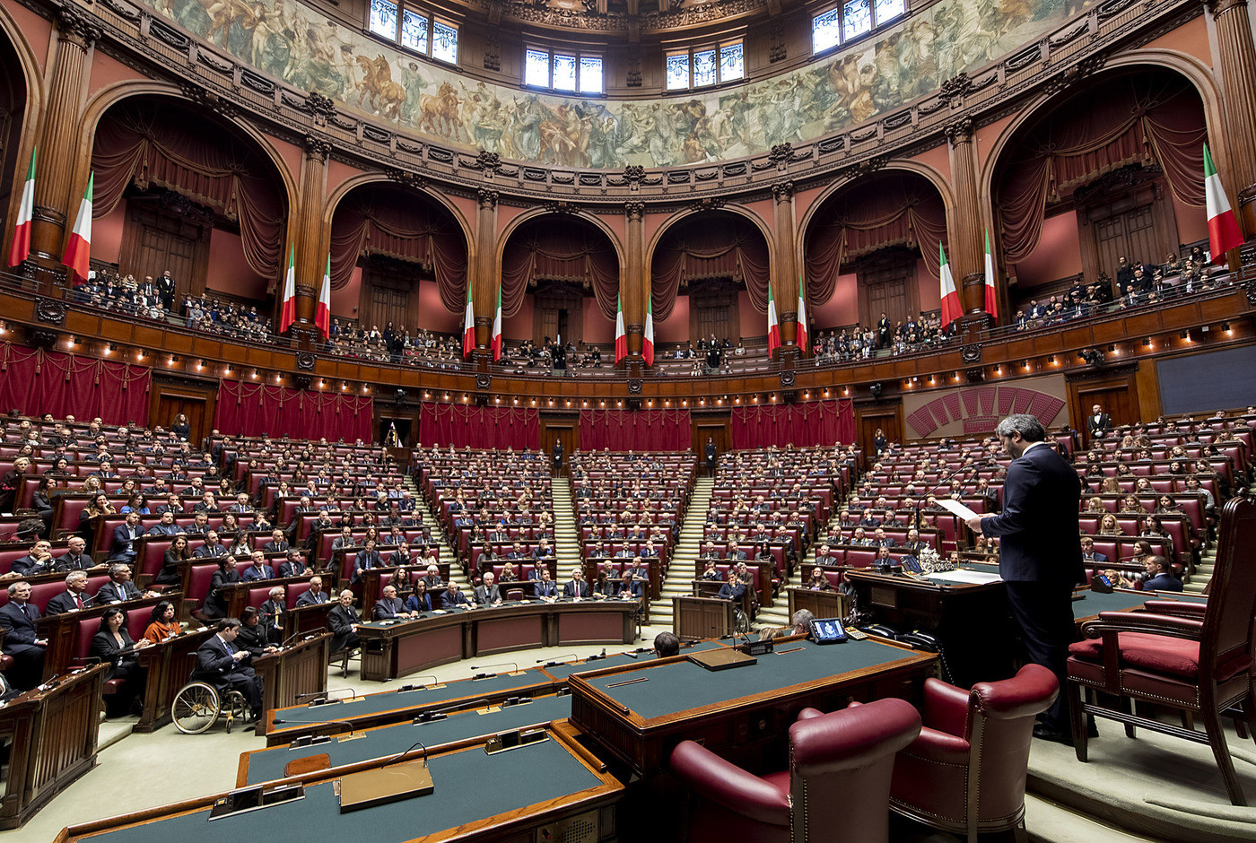Il sondaggio di Noto: “Lega al 33%, M5S in forte discesa al 23%. Gli altri fermi”