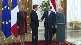 Egitto, Al Sisi riceve Macron: stabilità in Medioriente e immigrazione al centro del vertice