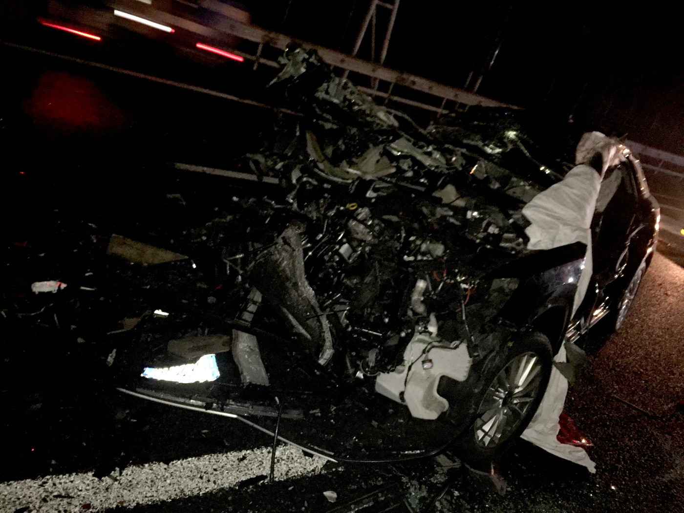 Auto distrutta. Muore Alessio Sanzogni noto influencer