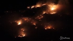 Incendio sul monte Musinè alle porte di Torino