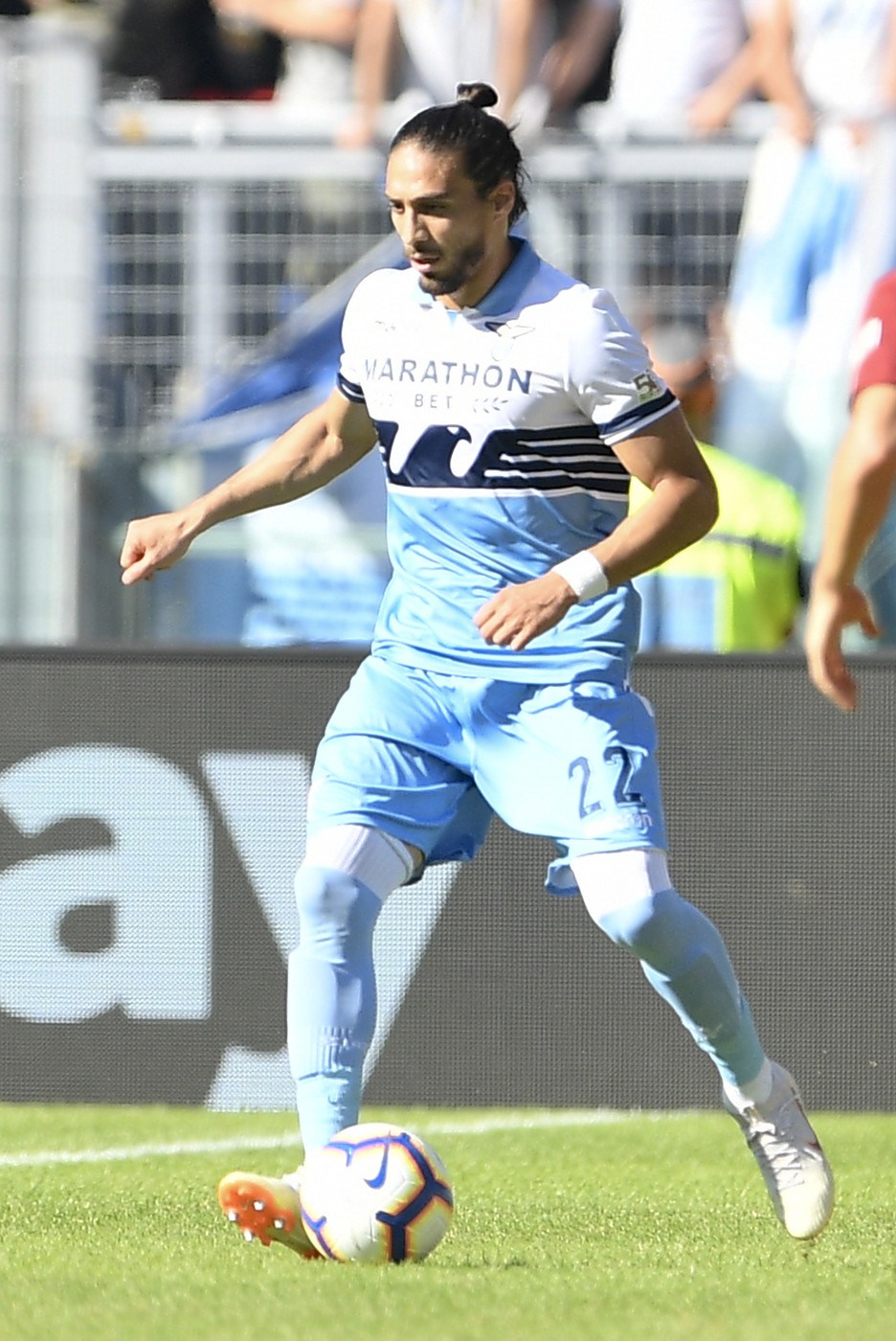 Calciomercato, Juve ufficializza Caceres. Napoli, Rog a Siviglia