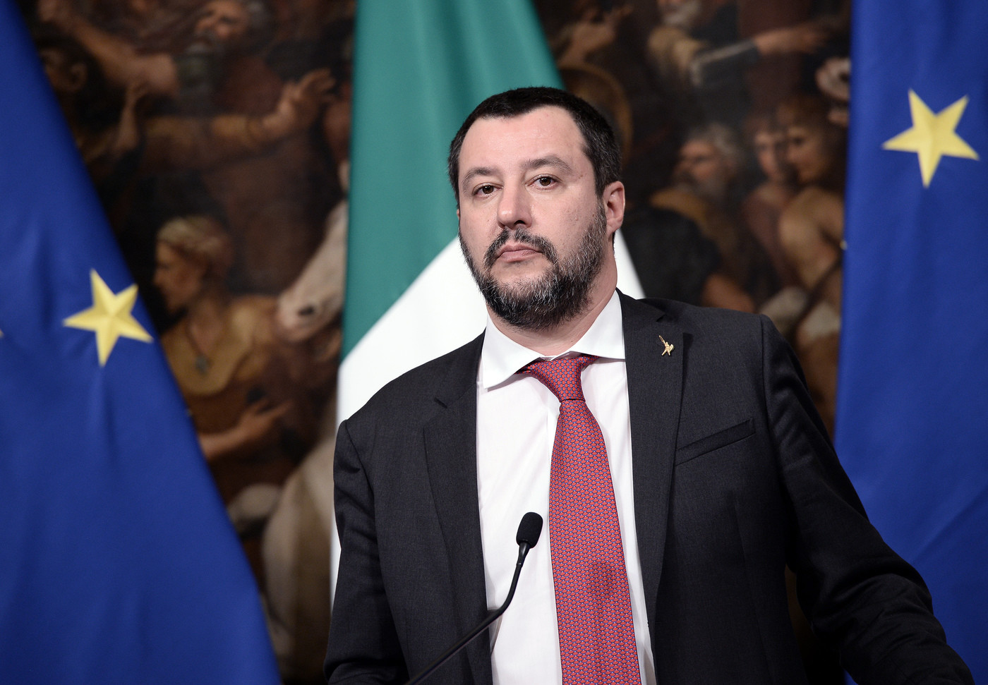 Diciotti, oggi la riunione della Giunta sull’autorizzazione a procedere contro Salvini. M5S al bivio, ma c’è una exit strategy per il ‘no’