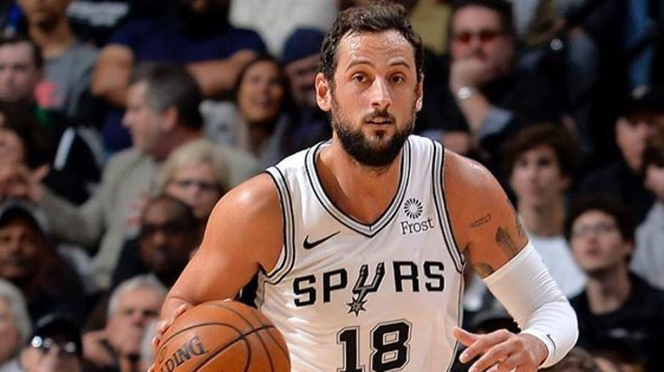 Nba: Belinelli e San Antonio vincono ancora, perde Houston