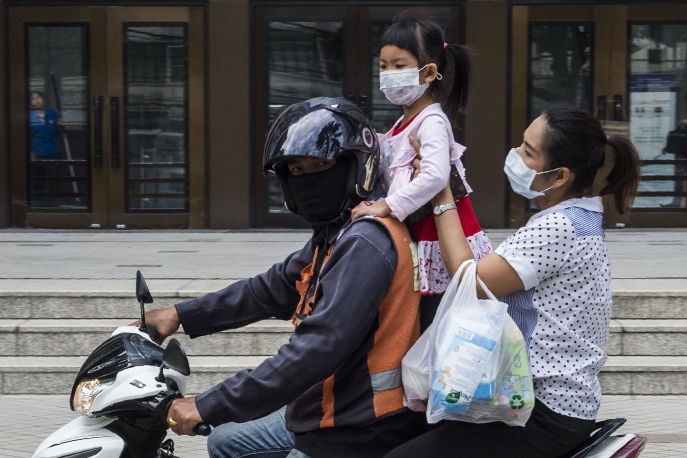 Thailandia nella morsa dell’inquinamento: oltre 400 scuole chiuse a Bangkok