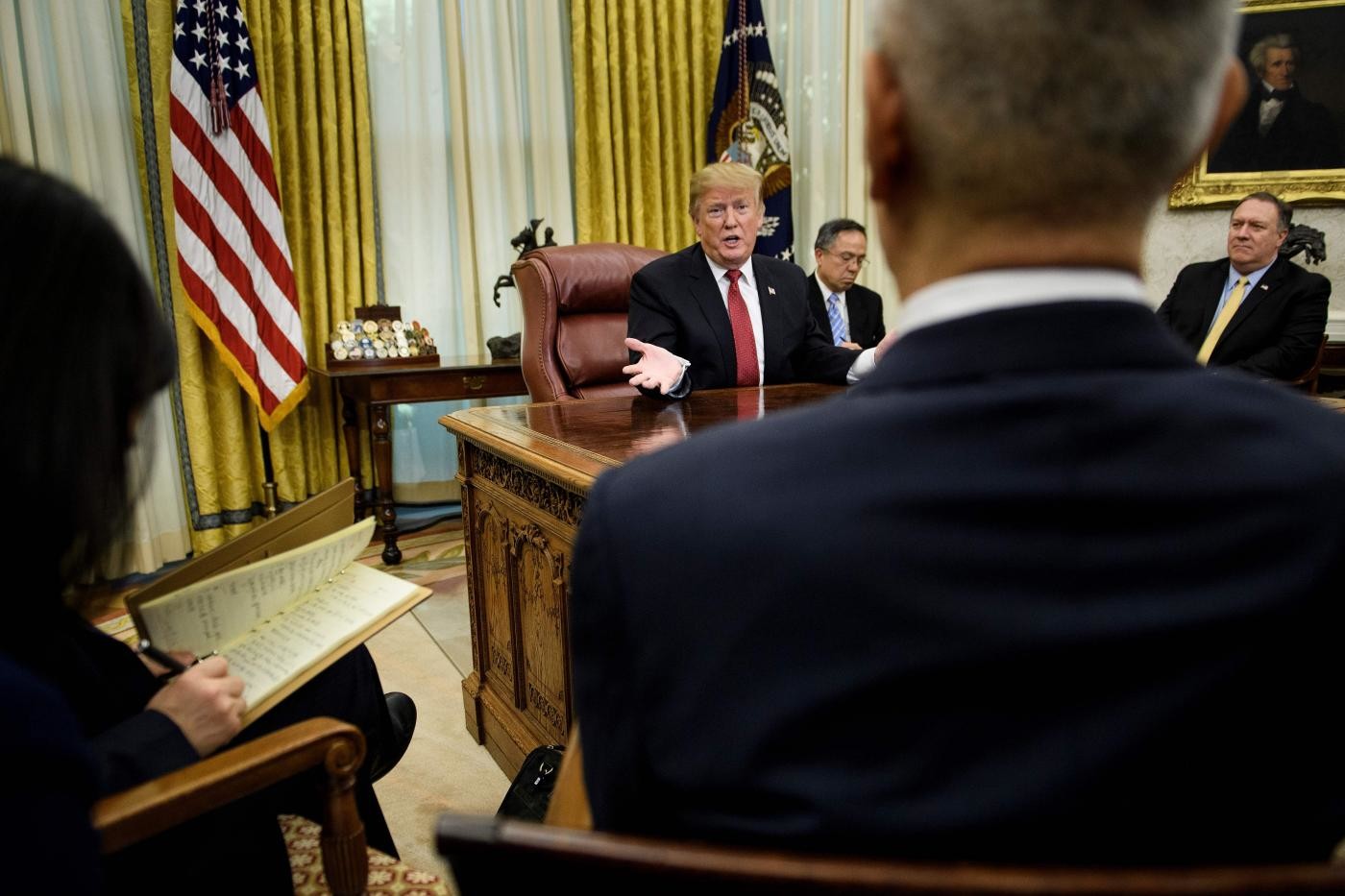 Trump disdice il trattato sui missili a medio raggio. Torna la Guerra Fredda?