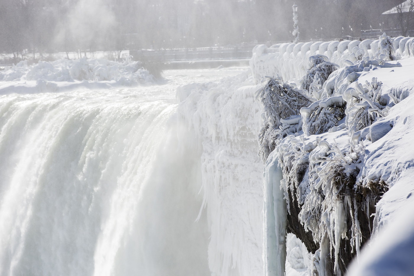 Niagara ghiacciata, quando la cascata si ferma