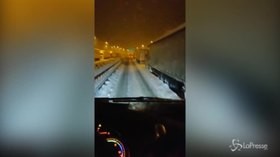 Brennero, A22 bloccata per la neve: la coda infinita