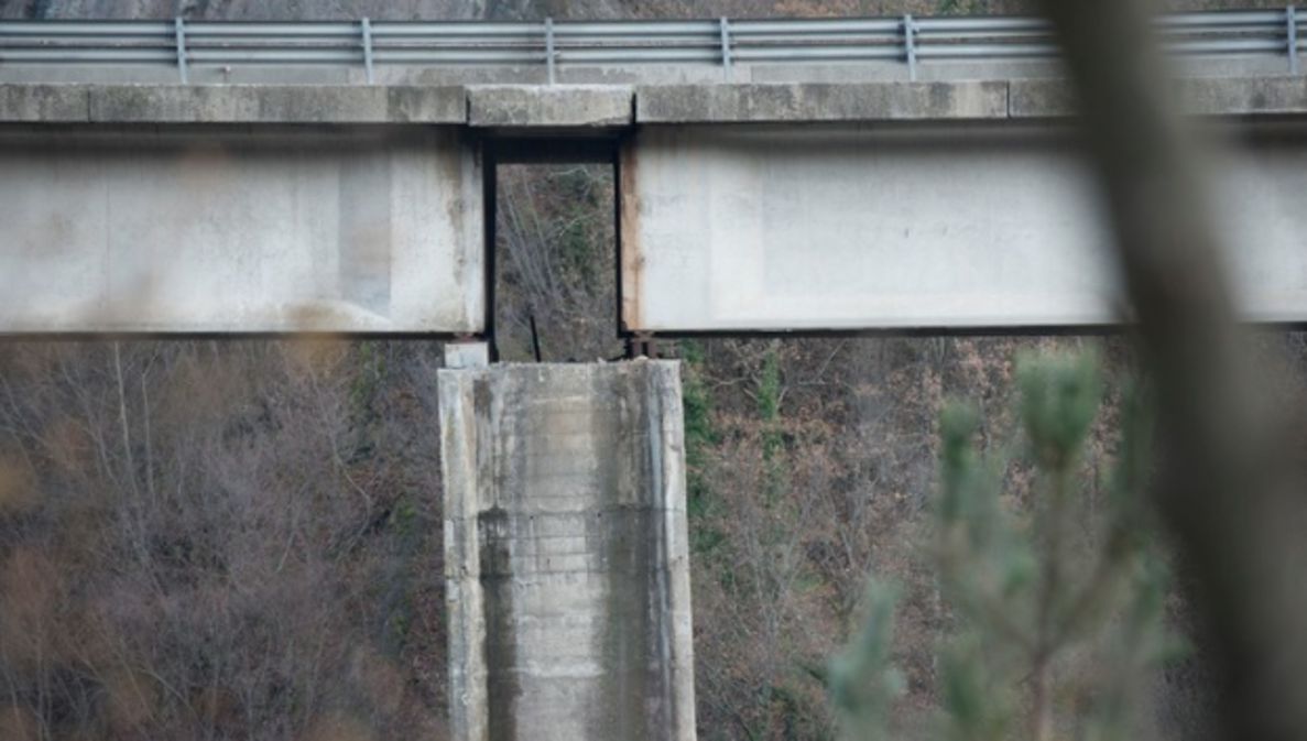 Riapre (con limitazioni) il viadotto Puleto sulla E45