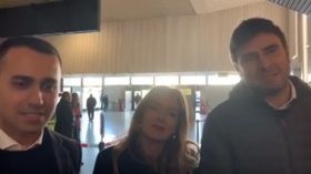 Tav, Di Battista: “Si parla di buchi e stronzate e non di cose utili”