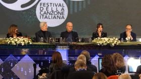 Sanremo, Virginia Raffaele: “Obbligata a farlo, mia mamma è fan di Baglioni”