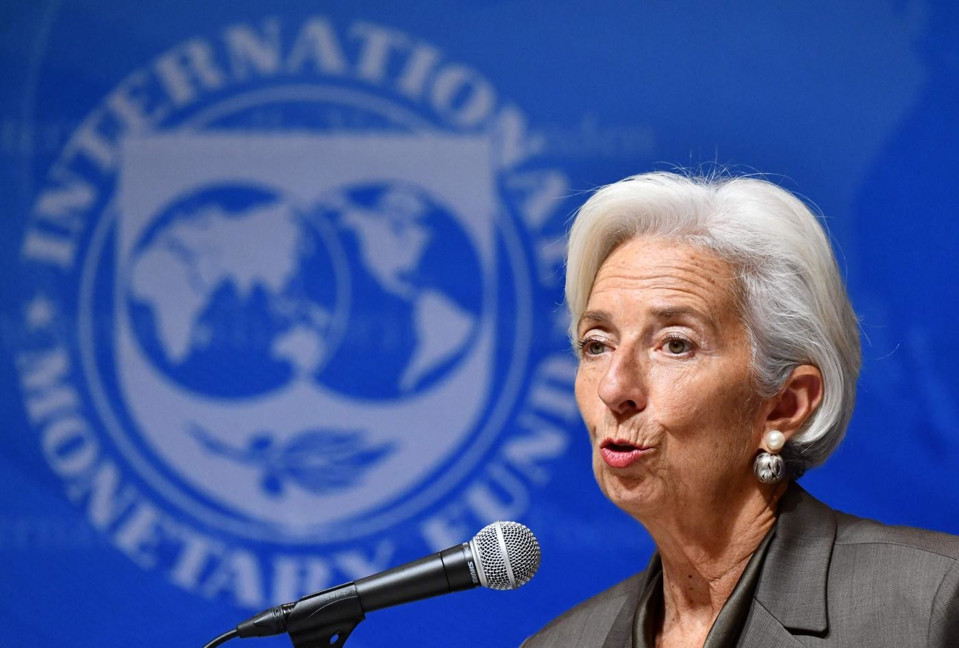 Il Fmi avverte l’Italia: “Pil sotto l’1% di crescita per 5 anni”. Tria: “Sottovalutata la capacità delle nostre politiche”
