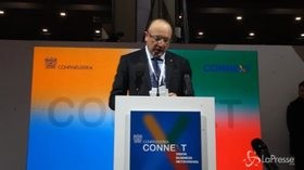 Boccia: “Gilet gialli in Italia? Manifesterebbero contro il governo”