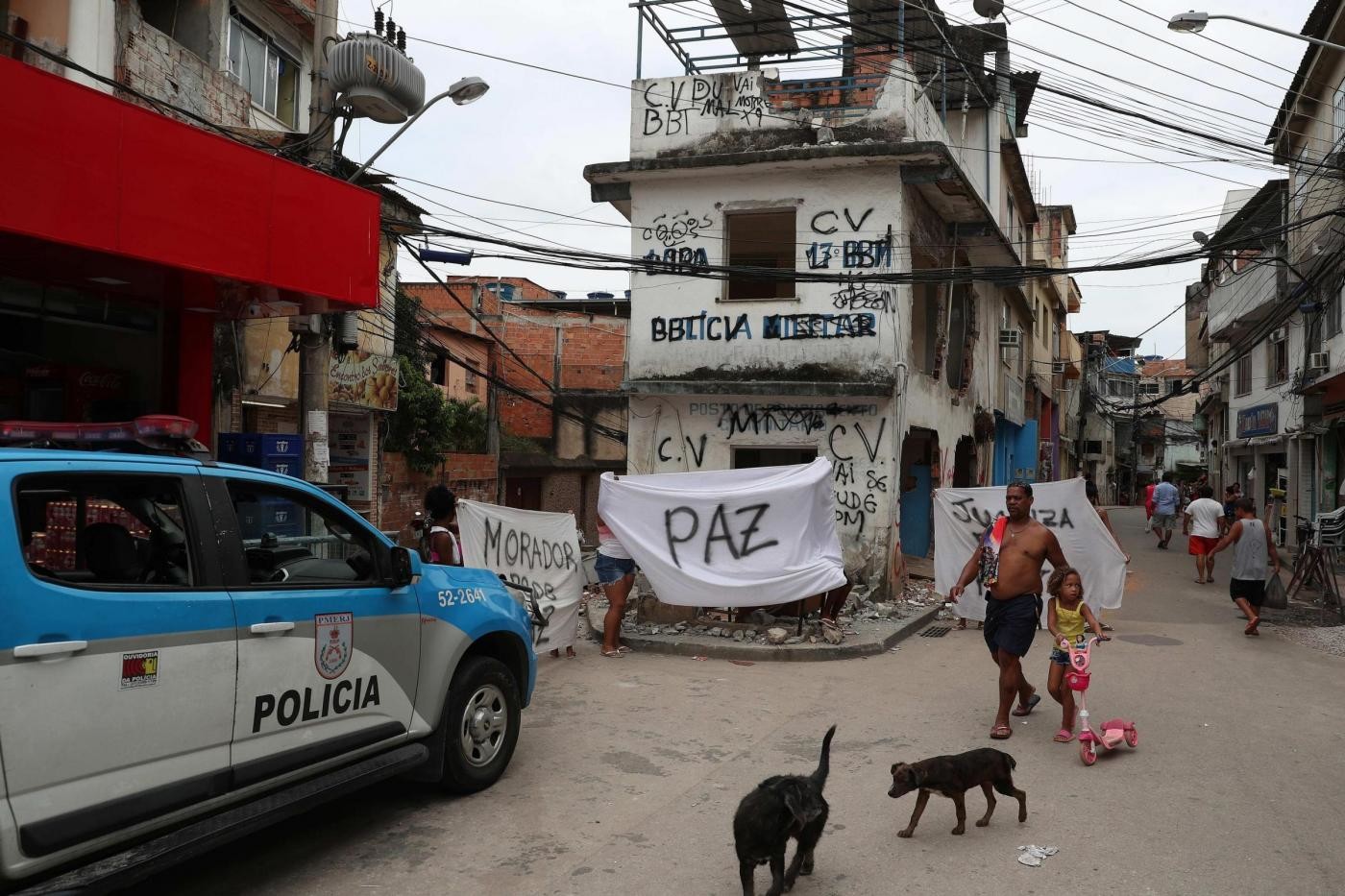 Brasile, strage nelle favelas di Rio: almeno 13 morti in un blitz della polizia