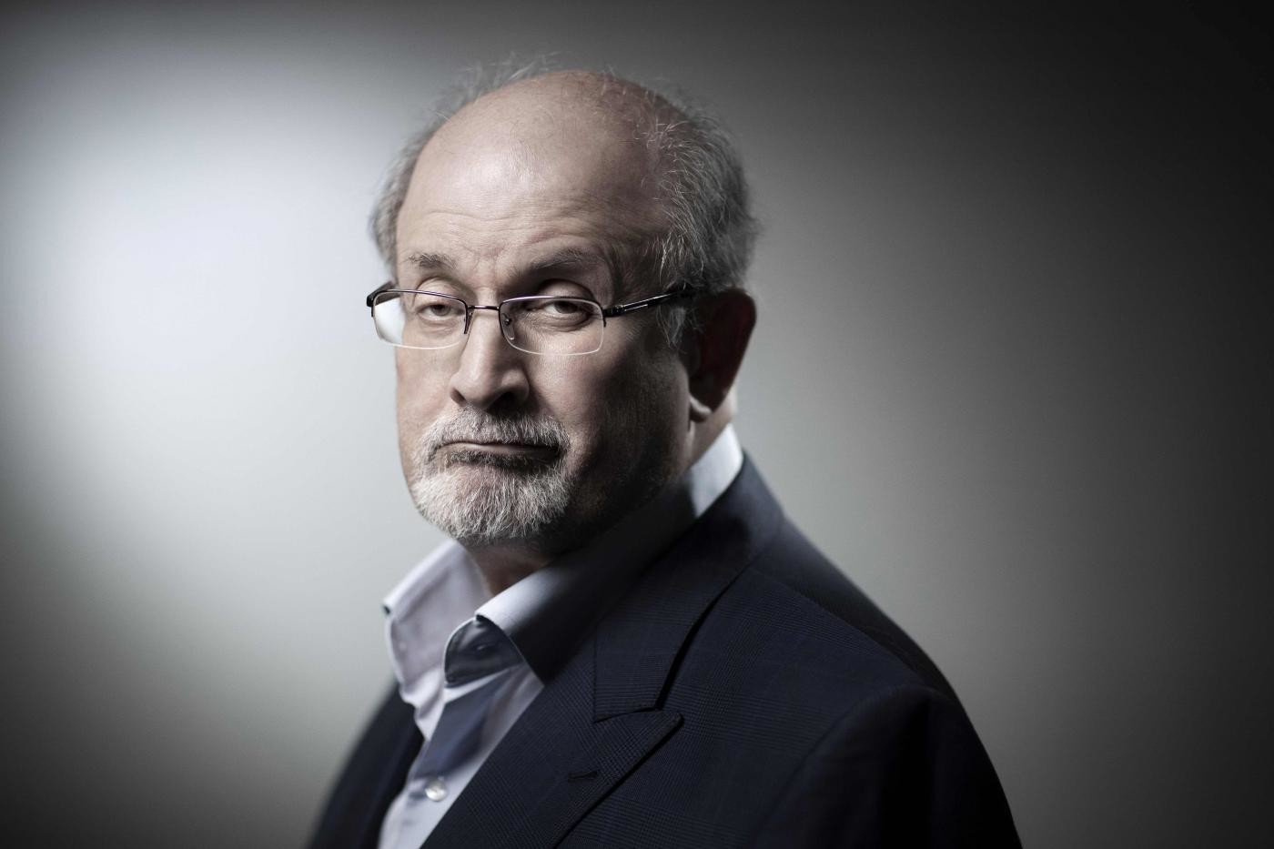 Salman Rushdie 30 anni dopo la fatwa: “Non voglio più vivere nascosto”