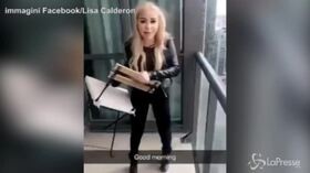 Lancia una sedia dal 45esimo piano in diretta sui social: influencer a processo