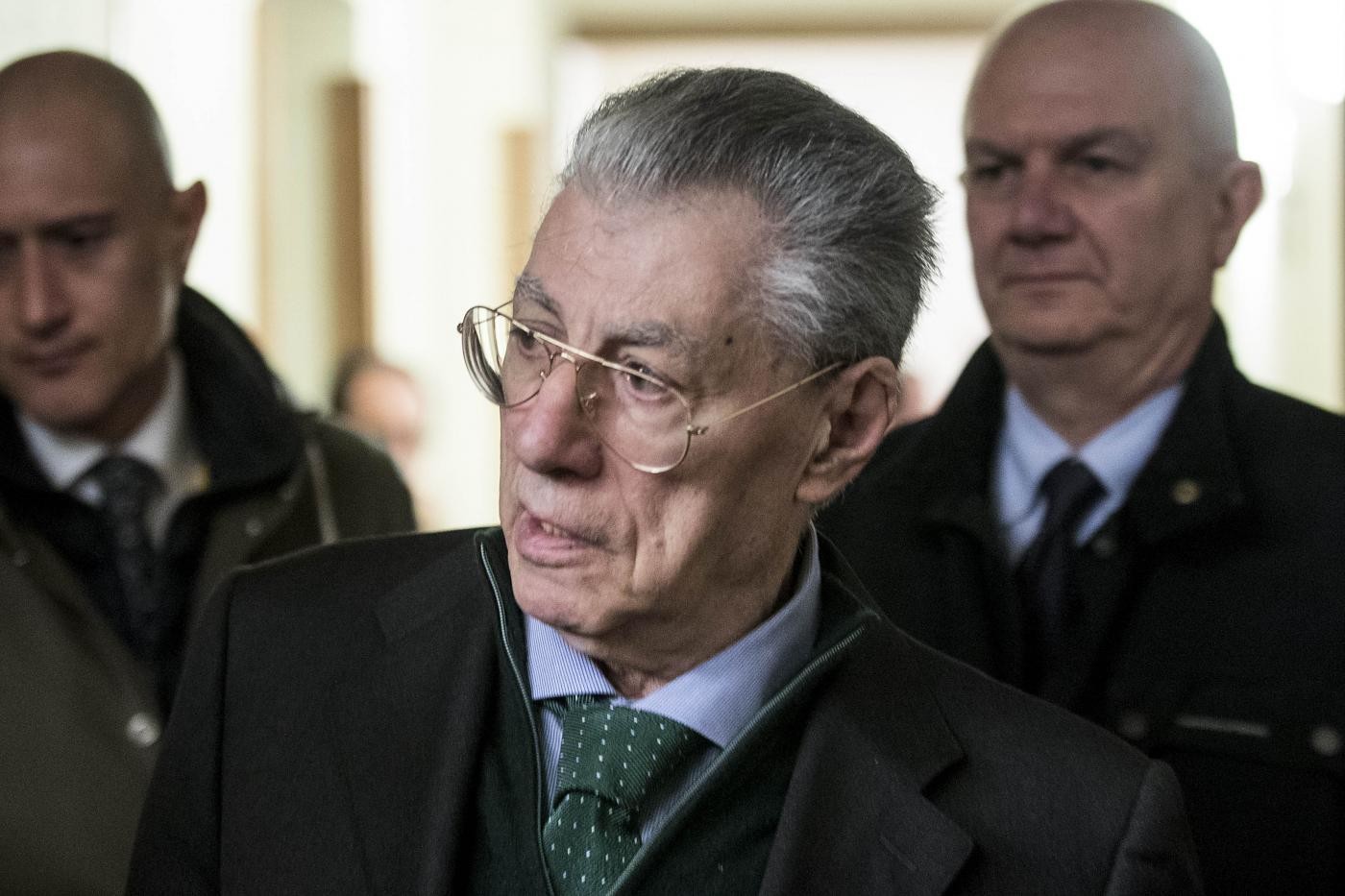 Umberto Bossi, bollettino medico: “E’ stabile e reattivo”