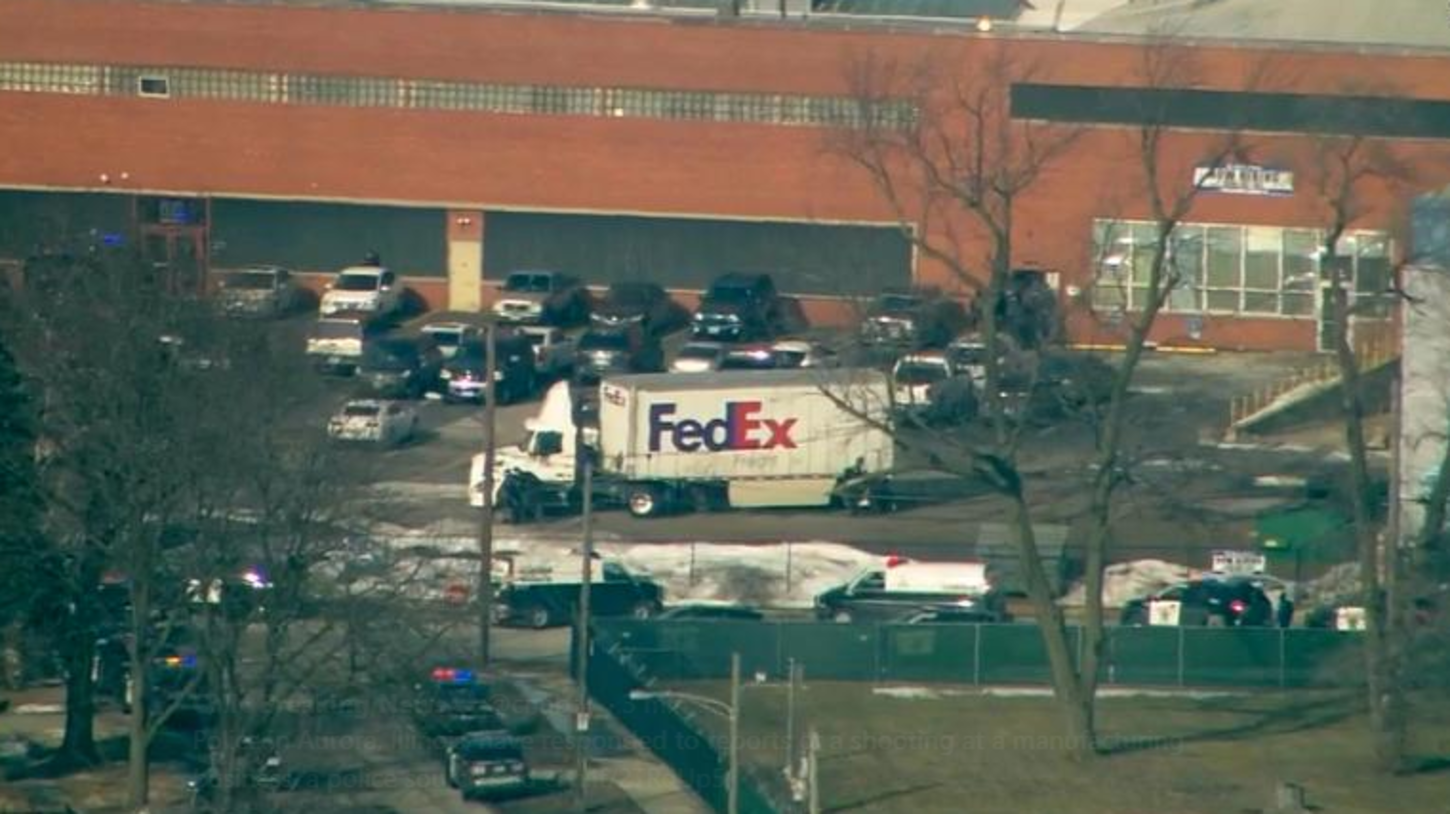 Illinois, sparatoria in un’azienda ad Aurora