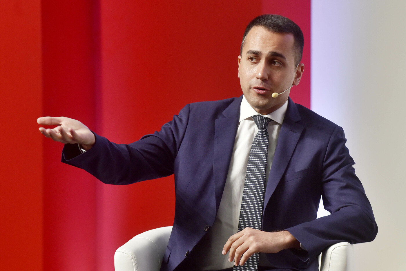 Il prof Becchi: “Gli M5S sguazzano come tonni nei palazzi che volevano aprire”