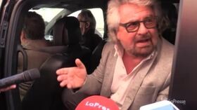 Grillo ironizza: “Ma vi rendete conto in che mani è il Paese?”