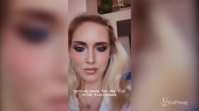 Chiara Ferragni, prima giornata alla Milano Fashion Week tra abiti da sogno e sfilate