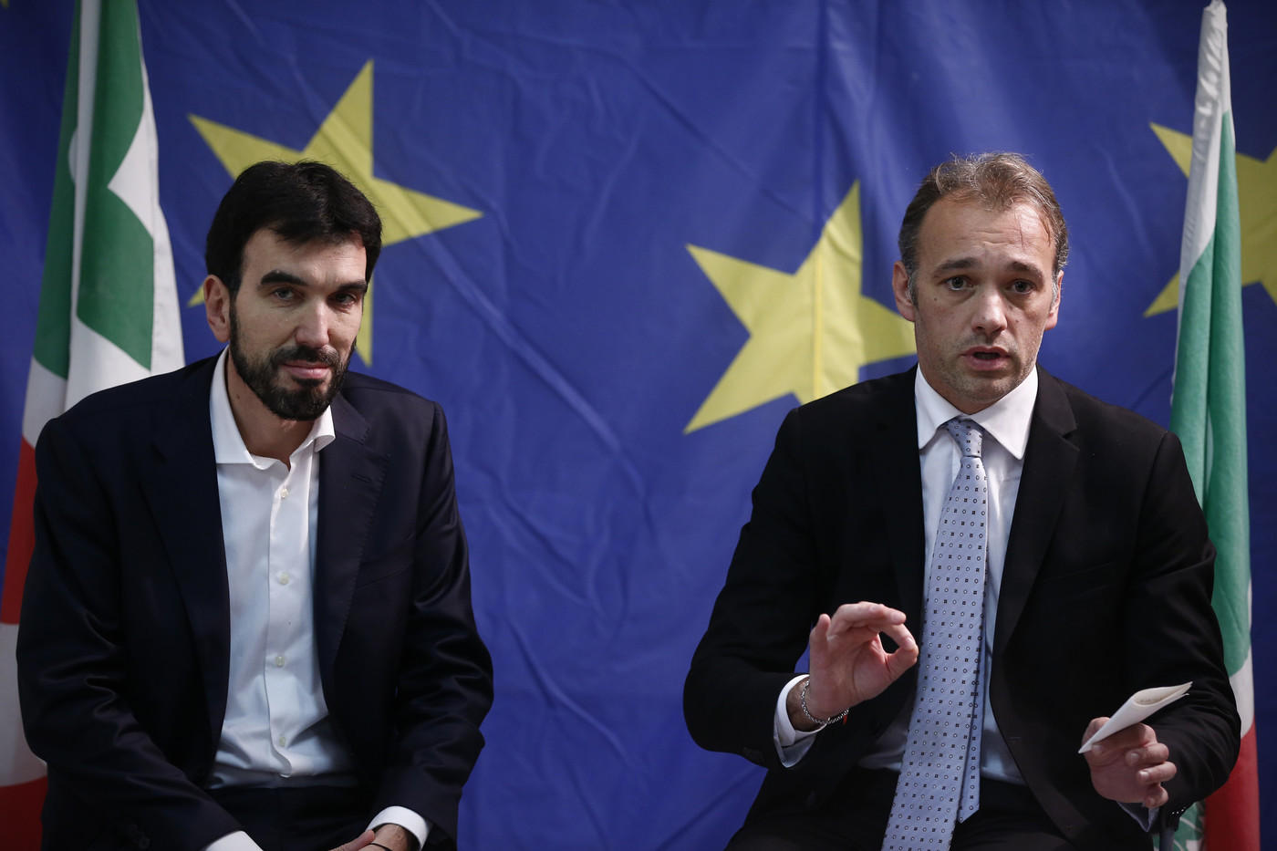 Pd, Richetti contro Martina: “Arrabbiato per le liste”. Ma poi fanno pace