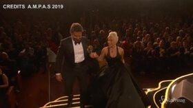 Oscar 2019, Lady Gaga e Bradley Cooper cantano “Shallow”