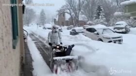Tormenta in Colorado, il Soldato Imperiale di Star Wars diventa spazzaneve