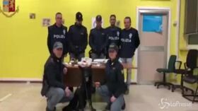 Napoli, arrestata coppia con 34mila euro e 1 kg di cocaina