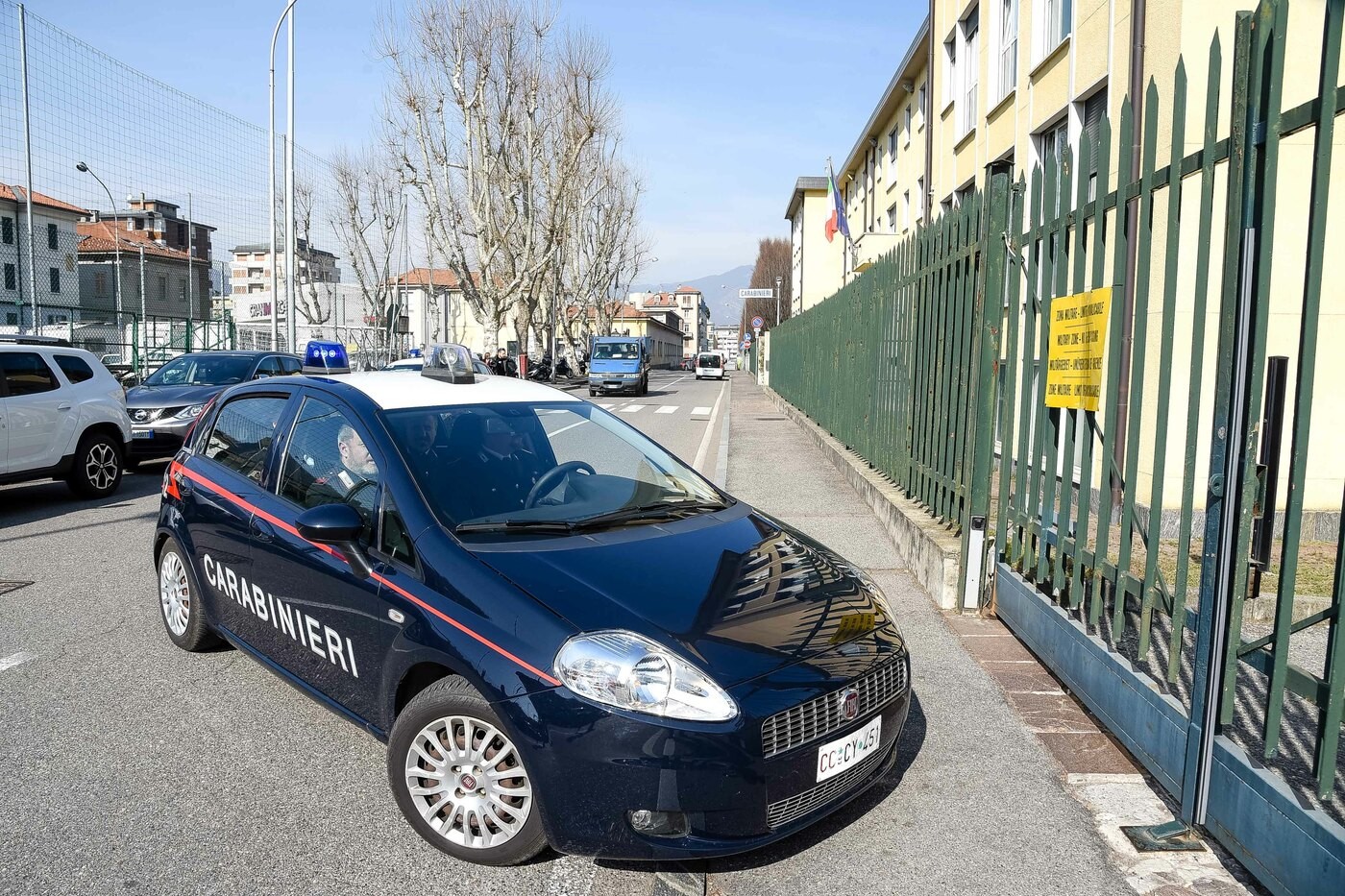Catania, taglia la gola a un 14enne durante la sua festa di compleanno: arrestato ventenne