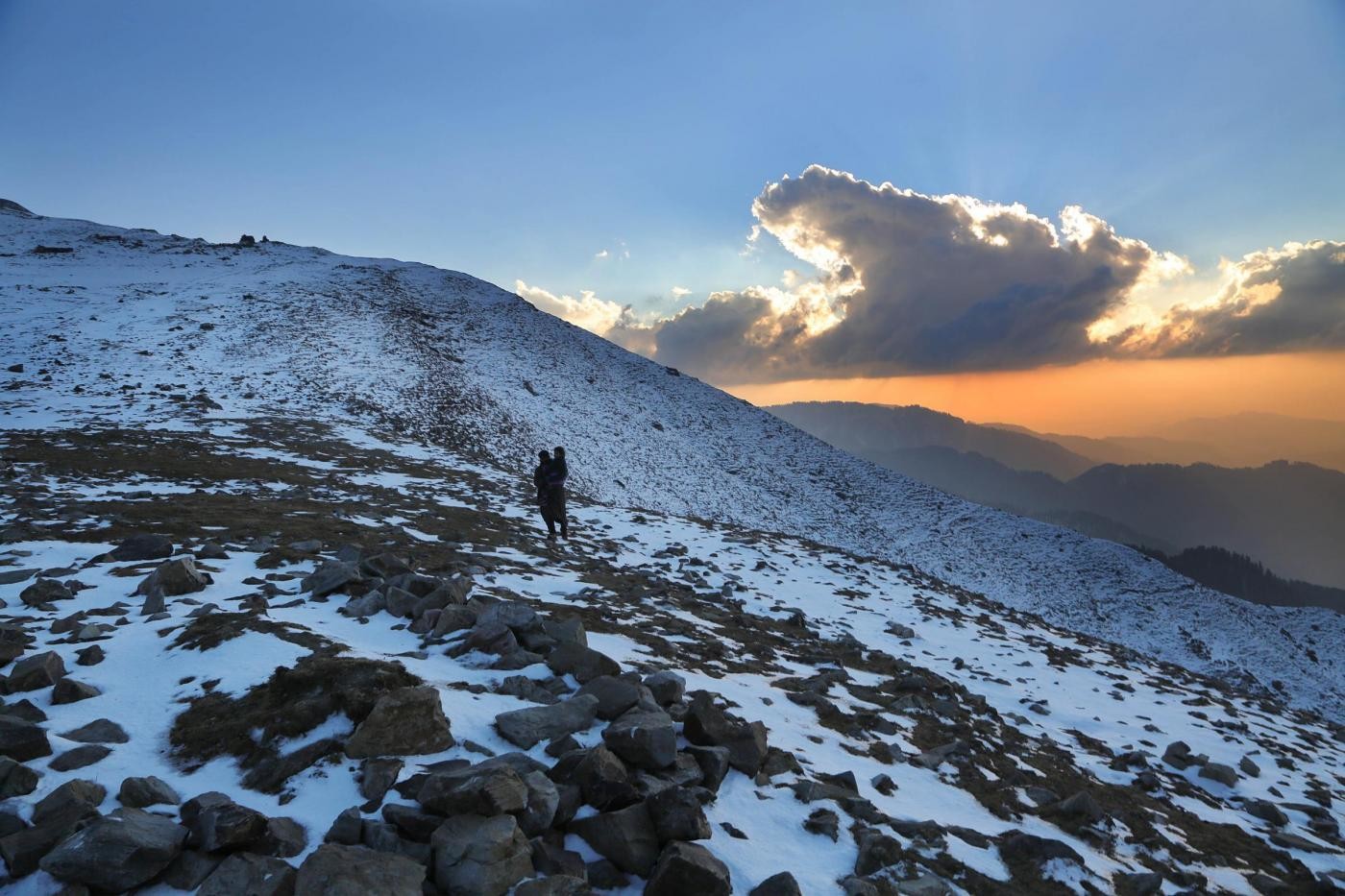 Alpinisti dispersi, individuate due sagome sul Nanga Parbat
