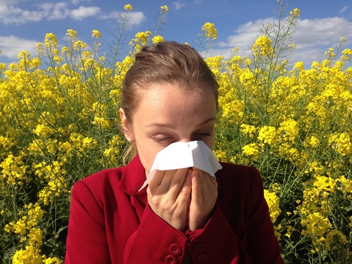 Allergie di primavera: ne soffrono 20 milioni di italiani. Come difendersi?
