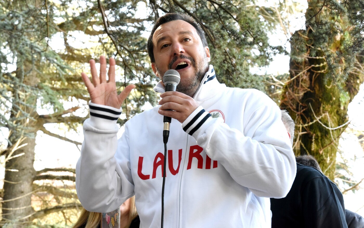 Flat tax, Salvini e Tria: “59 miliardi? Numero strampalato, senza fondamento”