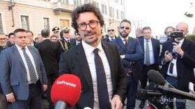 Toninelli: “Ogni volta che vedo Chiamparino, fa battute sul Tav”