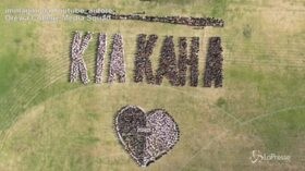 Christchurch, “Siate forti”: l’impressionante flash mob in un college a Auckland