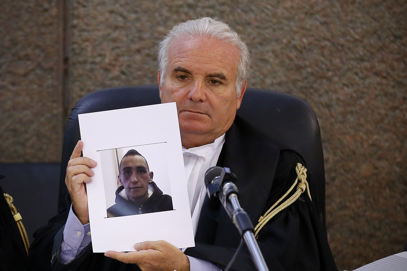 Cucchi, chiusa l’indagine sui depistaggi: otto carabinieri rischiano il processo