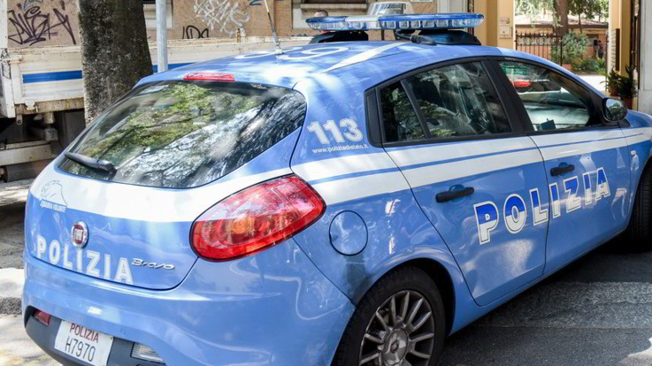 Milano, donna trovata morta in casa: ipotesi omicidio
