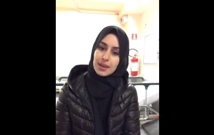 Torino, aggredite ragazze musulmane sul bus: calci e velo strappato