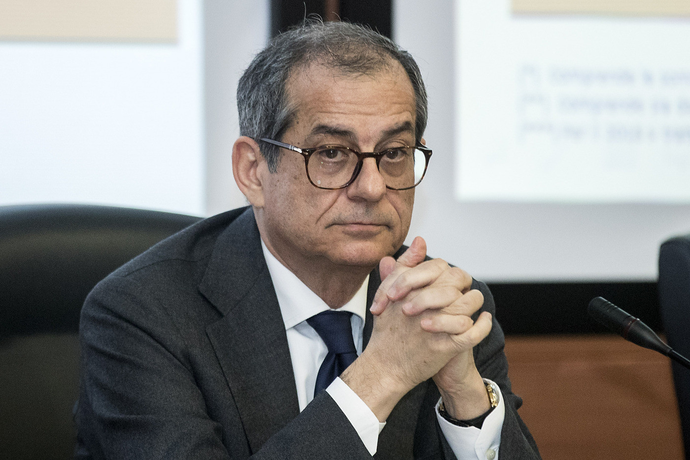 Flat tax, Tria frena: “Nessuna ipotesi, si decide nella legge di bilancio 2020”