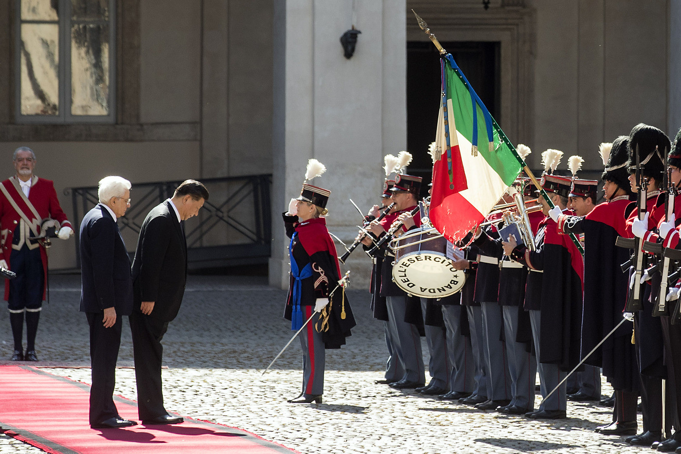 Xi Jinping al Quirinale. Le prime immagini della visita a Roma