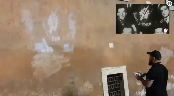 Roma, blitz neofascista: proiettato video storico su Palazzo Venezia