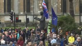 Londra, migliaia in piazza per manifestare contro la Brexit