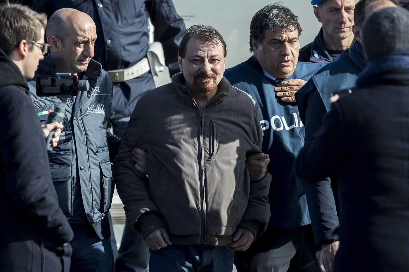 Cesare Battisti ammette quattro omicidi e diverse rapine