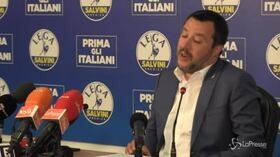 Salvini: “Io bullo e bimbominkia? Fatevi una vita, bevete una tisana”